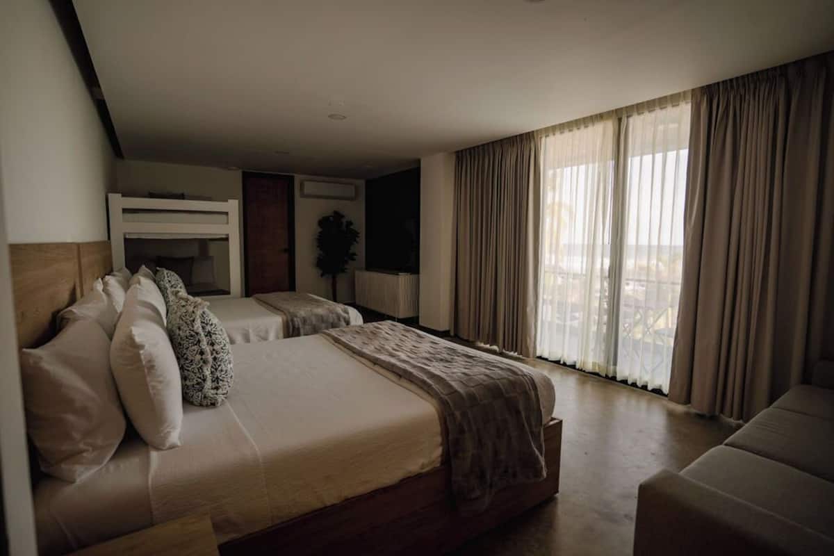 Standard Double Room, Balcony, Sea View | Wi-fi percuma