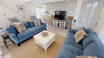 House (Upper - No Pets) | Property amenity