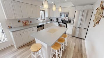 House (Upper - No Pets) | Property amenity