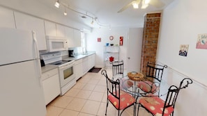 House (Lower - No Pets) | Property amenity