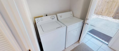 House (1 Bedroom) | Property amenity
