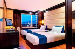 Deluxe Double Room, River View | In-room safe, blackout drapes, soundproofing