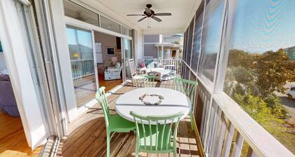 Oceanview Cottage by Tybee Vacation Rentals