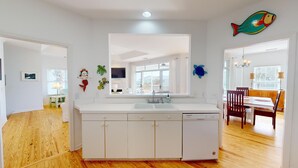 Property amenity - Oceanview Cottage by Tybee Vacation Rentals (Tybee Island)