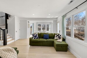 Luokittelematon kuva, 4 kautta 33, painike