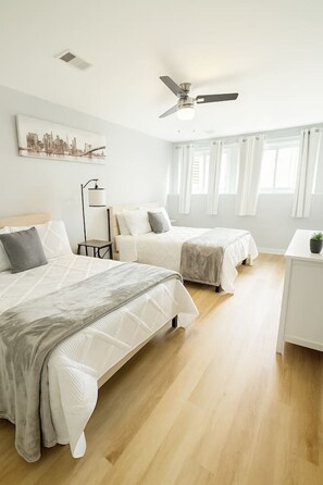 4 bedrooms, desk, iron/ironing board, travel cot
