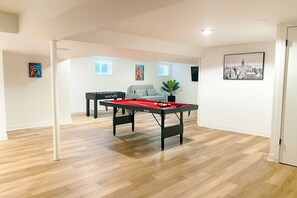 Game room - Luxury Duplex Living in Westchester (Westchester)