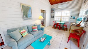 Property amenity - Art & Sol Cottage (Tybee Island)