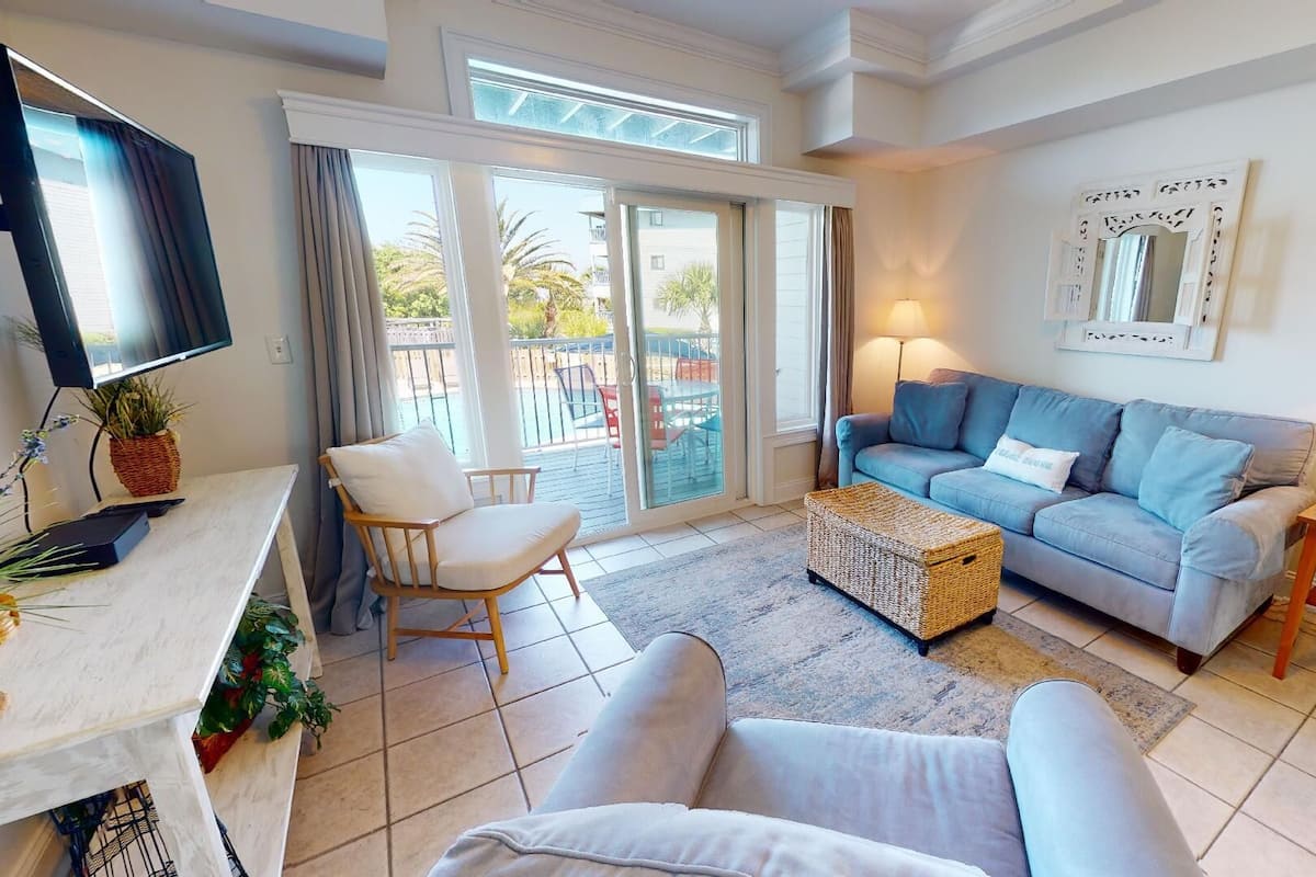 Condo (#104 - No Pets) | Front of property