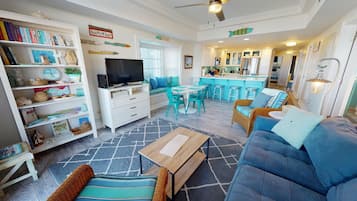 Condo (#206 - No Pets) | Front of property