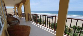 Beso del Sol - "Briza" 2-Bedroom Beachfront Apartment