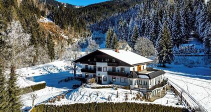 Hotel Kristall
