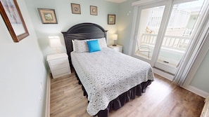 Condo (3 Bedrooms) | Property amenity
