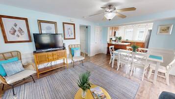 Condo (#19 - No Pets) | Front of property