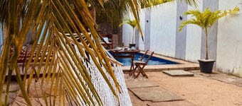 凱羅斯海灘酒店  