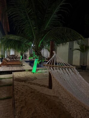 Terrace/patio - Kairos Beach Hotel (Camocim)