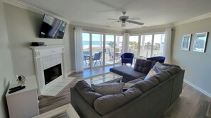 Condo (#8 - No Pets) | Front of property