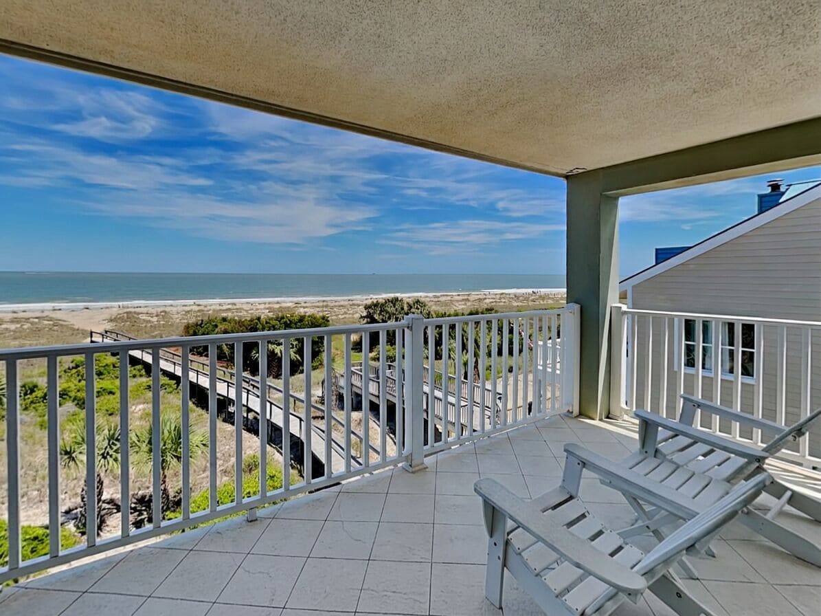 Condo (3 Bedrooms) | Property amenity
