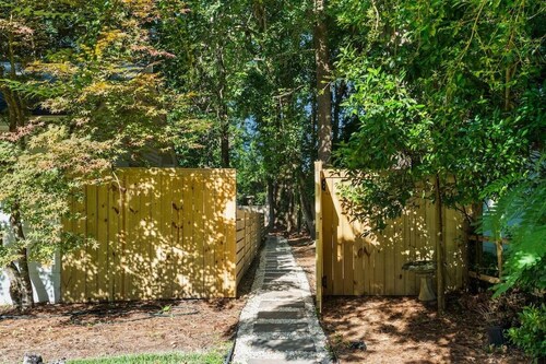 The Grand Villa 10 mins from Downtown Charleston