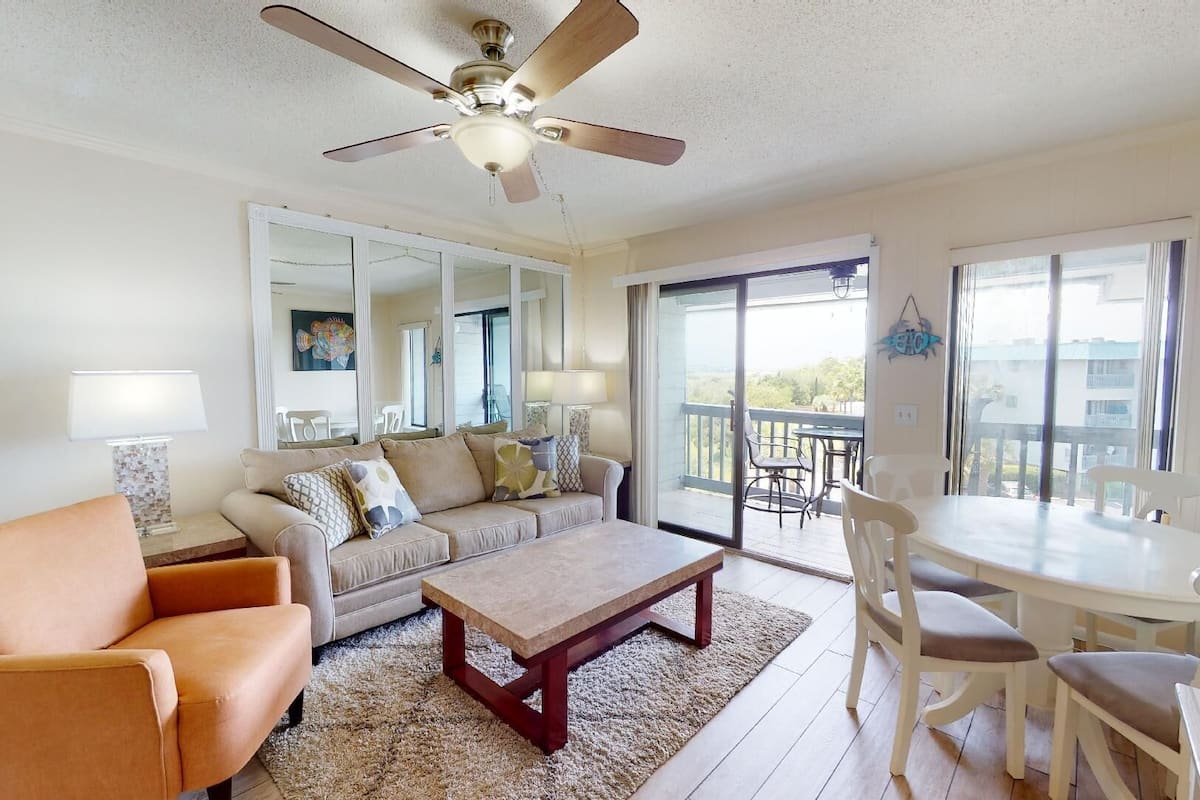 Condo (1 Bedroom) | Front of property