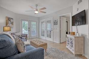 TV - Heated pool, hot tub, and private beach access! (Cape Canaveral)