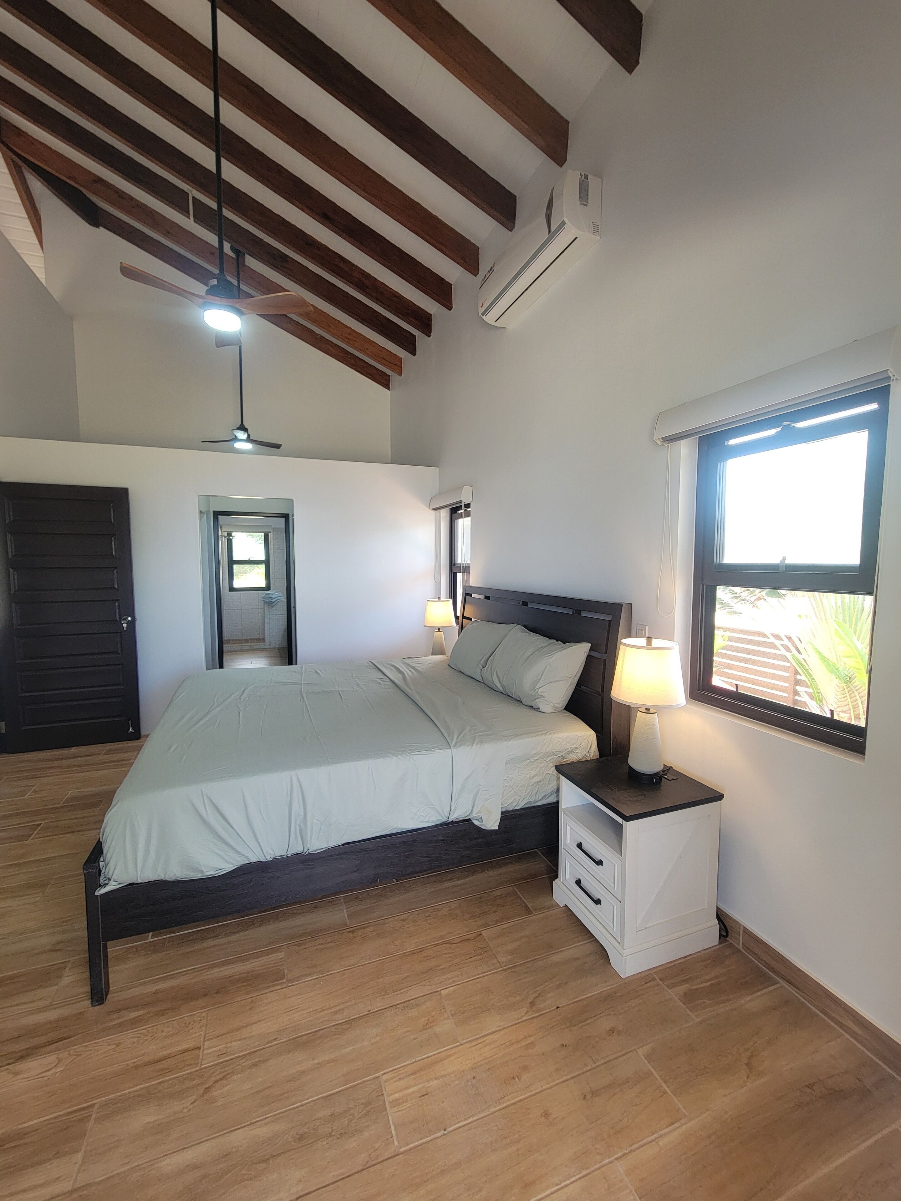 2 habitaciones y caja de seguridad en la habitación 