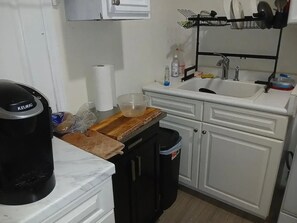 Micro-ondes, four, plaque de cuisson, lave-vaisselle