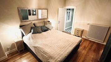 3 Schlafzimmer, Bügeleisen/Bügelbrett, WLAN, Bettwäsche