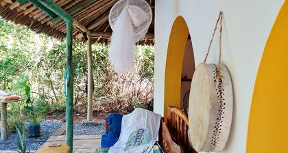 Kilifi KENYA, guest house, 3 bedrooms. one on the roof with large terrace