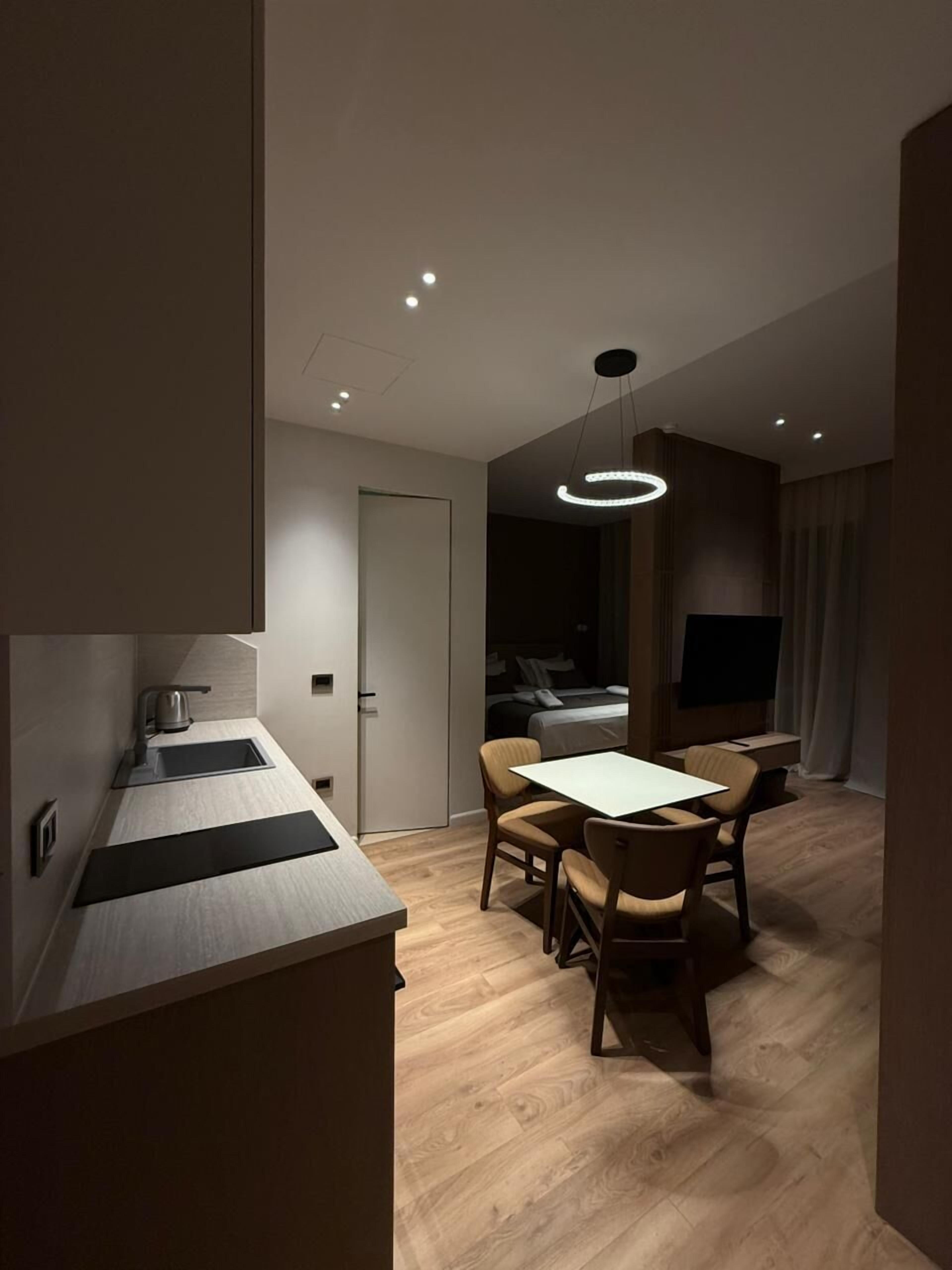 Deluxe-Apartment, Küche, Flussblick