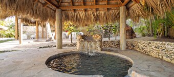 Beachside 9BR Oasis/Pickle Ball/Infrared Sauna