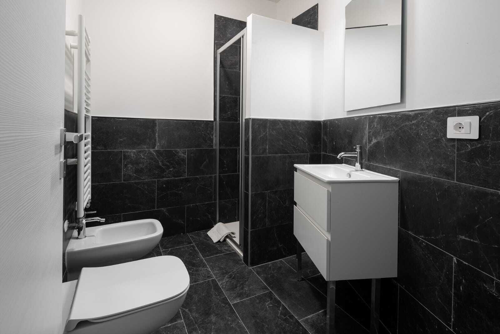 Doccia, articoli per l'igiene personale ecosostenibili, asciugacapelli