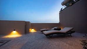 Rooftop pool