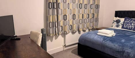 3 bedrooms, iron/ironing board, free WiFi, bed sheets