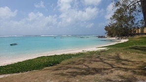 Beach - Coral Breeze Villa-Your perfect peaceful holiday escape (Quatre Cocos)