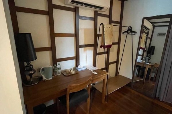 Quarto casal | Escrivaninha