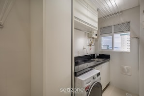 Basic Apartment | Interior