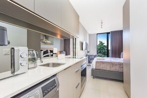 1 chambre, coffres-forts dans les chambres, fer et planche à repasser