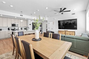 Condo, Plusieurs lits, cuisine (Easy Escape) | Intérieur