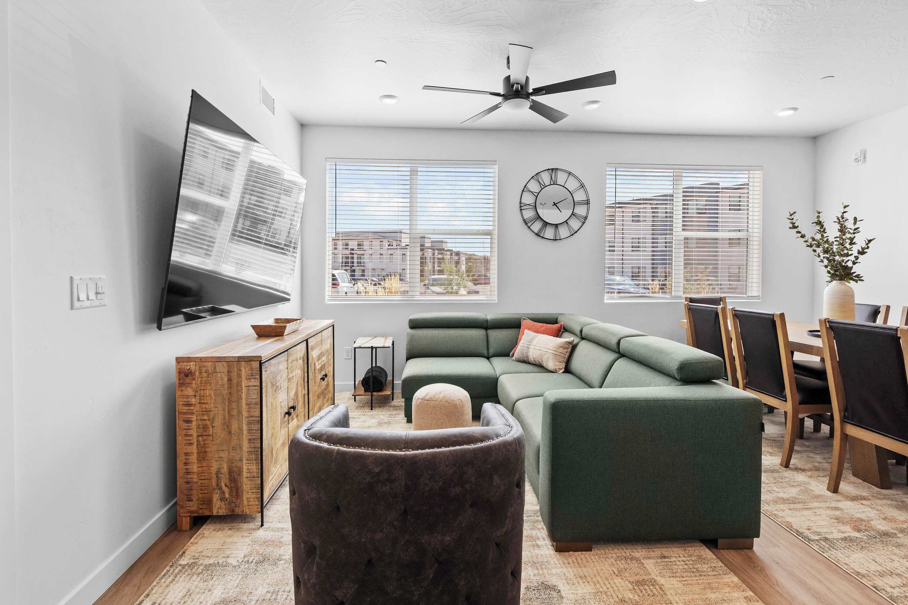 Condo, Multiple Beds, Kitchen (Easy Escape) | Living area | 42-inch flat-screen TV with digital channels