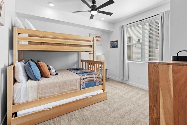 Condo, Multiple Beds, Kitchen (Easy Escape) | 2 bedrooms, individually decorated, individually furnished