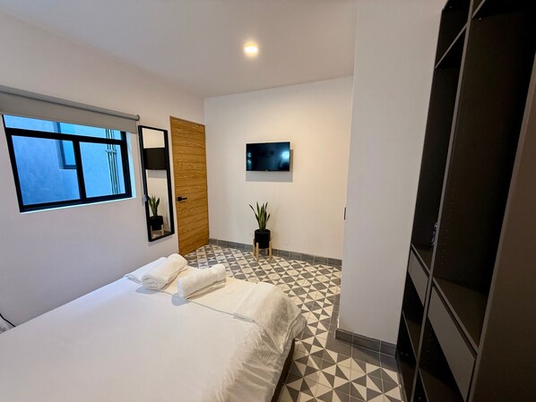 1 bedroom, iron/ironing board, free WiFi, bed sheets