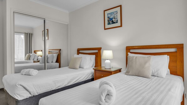 Free WiFi, bed sheets