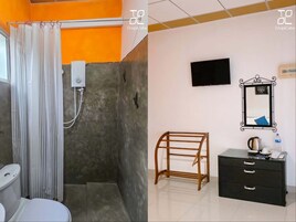 Double Room | Bathroom | Shower, slippers, towels, soap