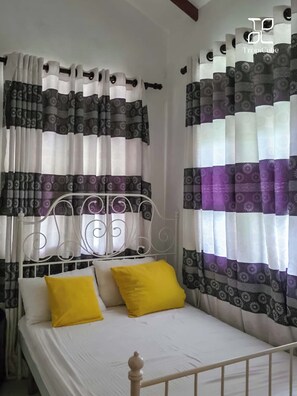 Family Twin Room | Blackout drapes, soundproofing, free WiFi