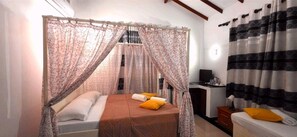 Cortinas blackout, sistema de insonorización y wifi gratis 