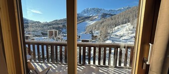 Vars at the foot of the slopes - apartment for 6 people