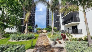 Property grounds - Quiet, peaceful, and relaxing all describe Island Winds condo 1022 located Fort Myers Beach. (Fort Myers Beach)