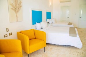 2 bedrooms, in-room safe, WiFi, bed sheets - Oceanfront Penthouse: Playa Coson (Samana)
