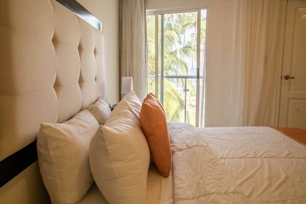 2 bedrooms, in-room safe, WiFi, bed sheets